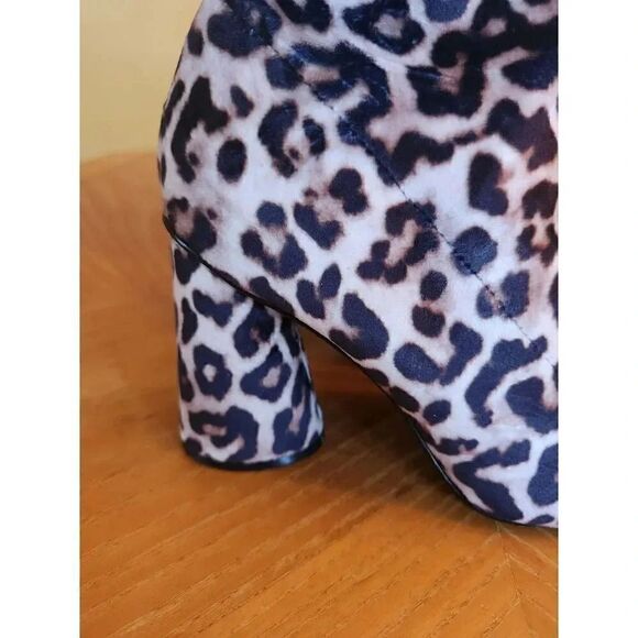Steve Madden Valyant animal print boots size 7 - Picture 5 of 8